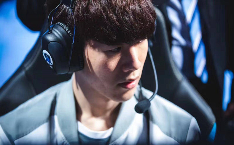 而像阿斯顿 而像阿斯顿