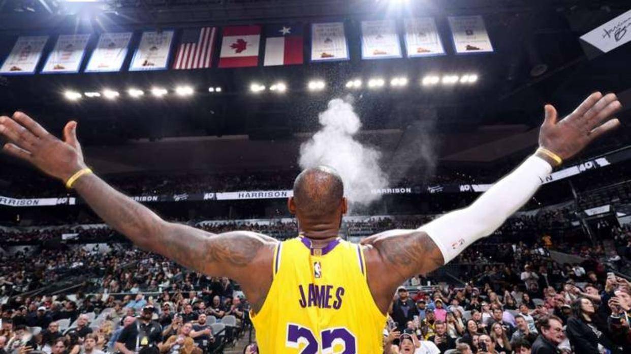 依托中野的 依托中野的