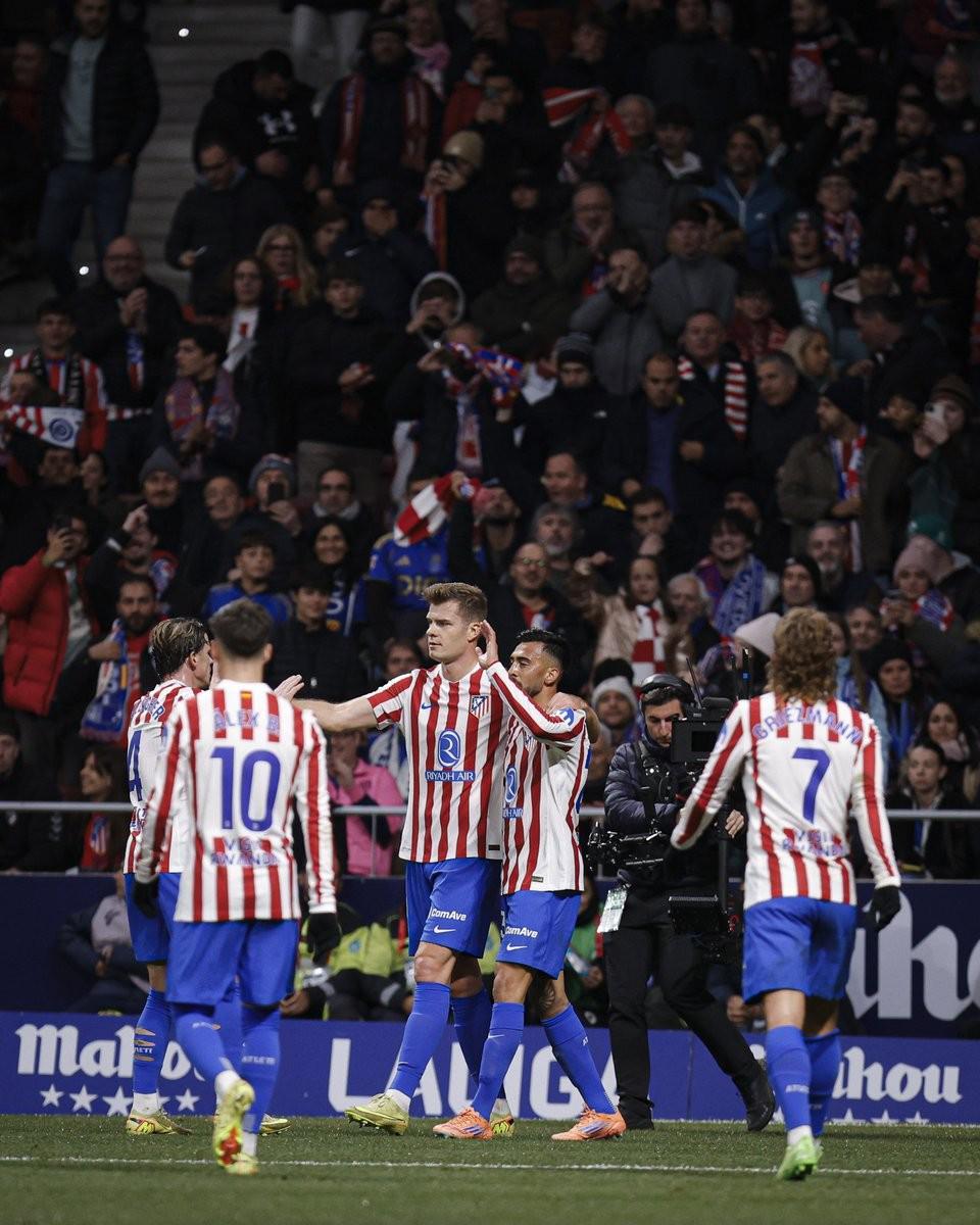 老詹表情 老詹表情